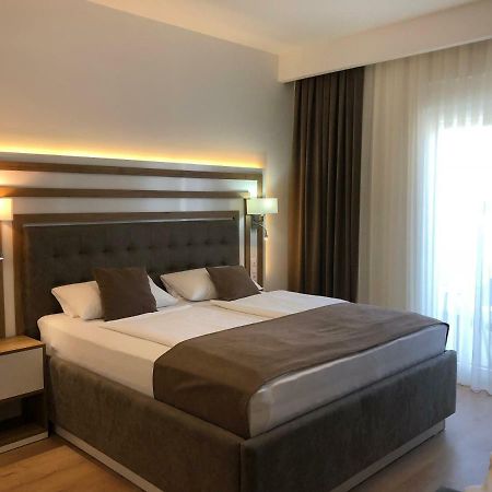 ריינפלדן Hotel Rheinbruecke מראה חיצוני תמונה